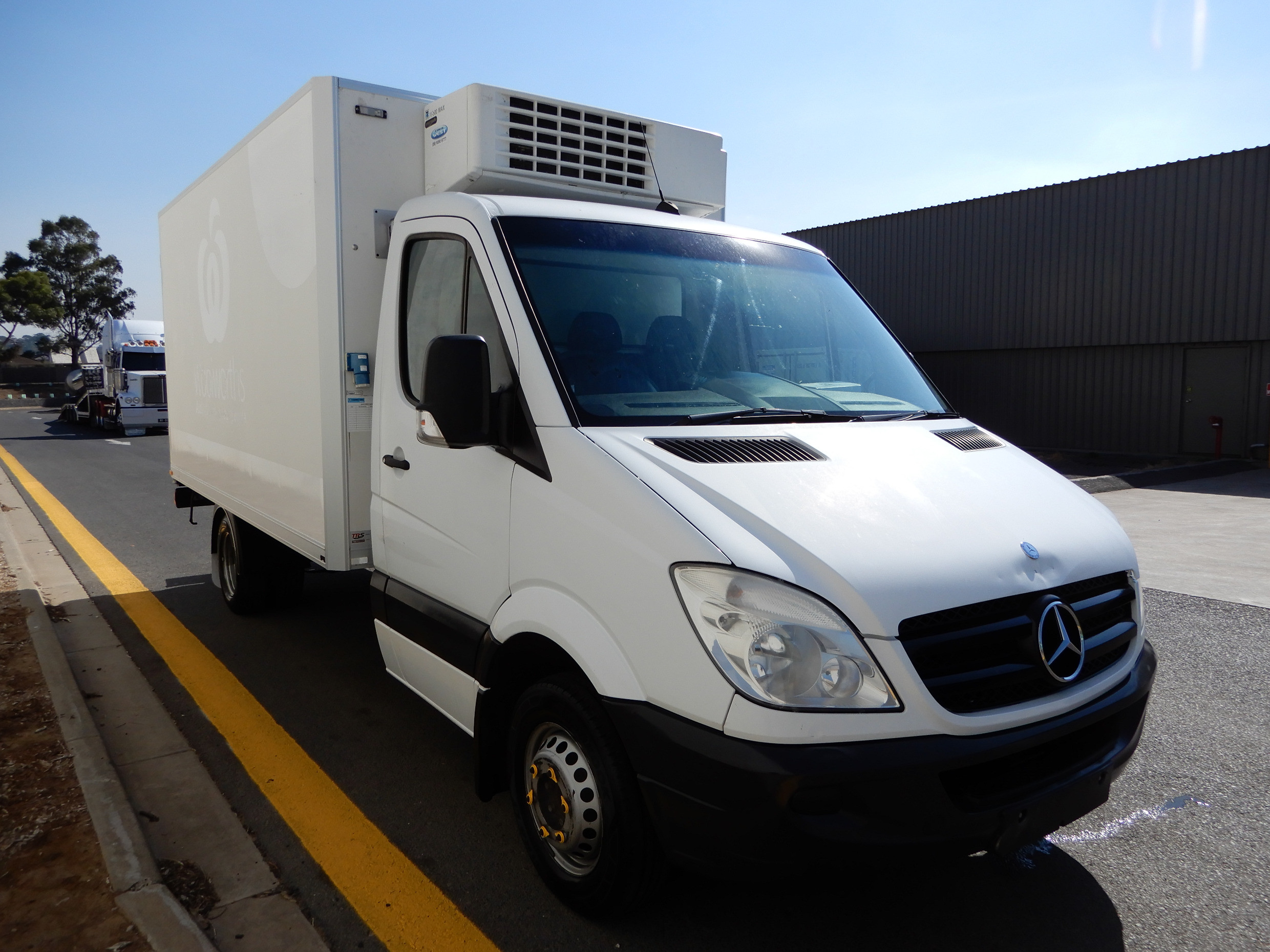 2013 MERCEDESBENZ SPRINTER AUTOMATIC REFRIGERATED VAN JTFD5052975 JUST TRUCKS 2013 MERCEDESBENZ SPRINTER AUTOMATIC REFRIGERATED VAN JTFD5052975 JUST TRUCKS
