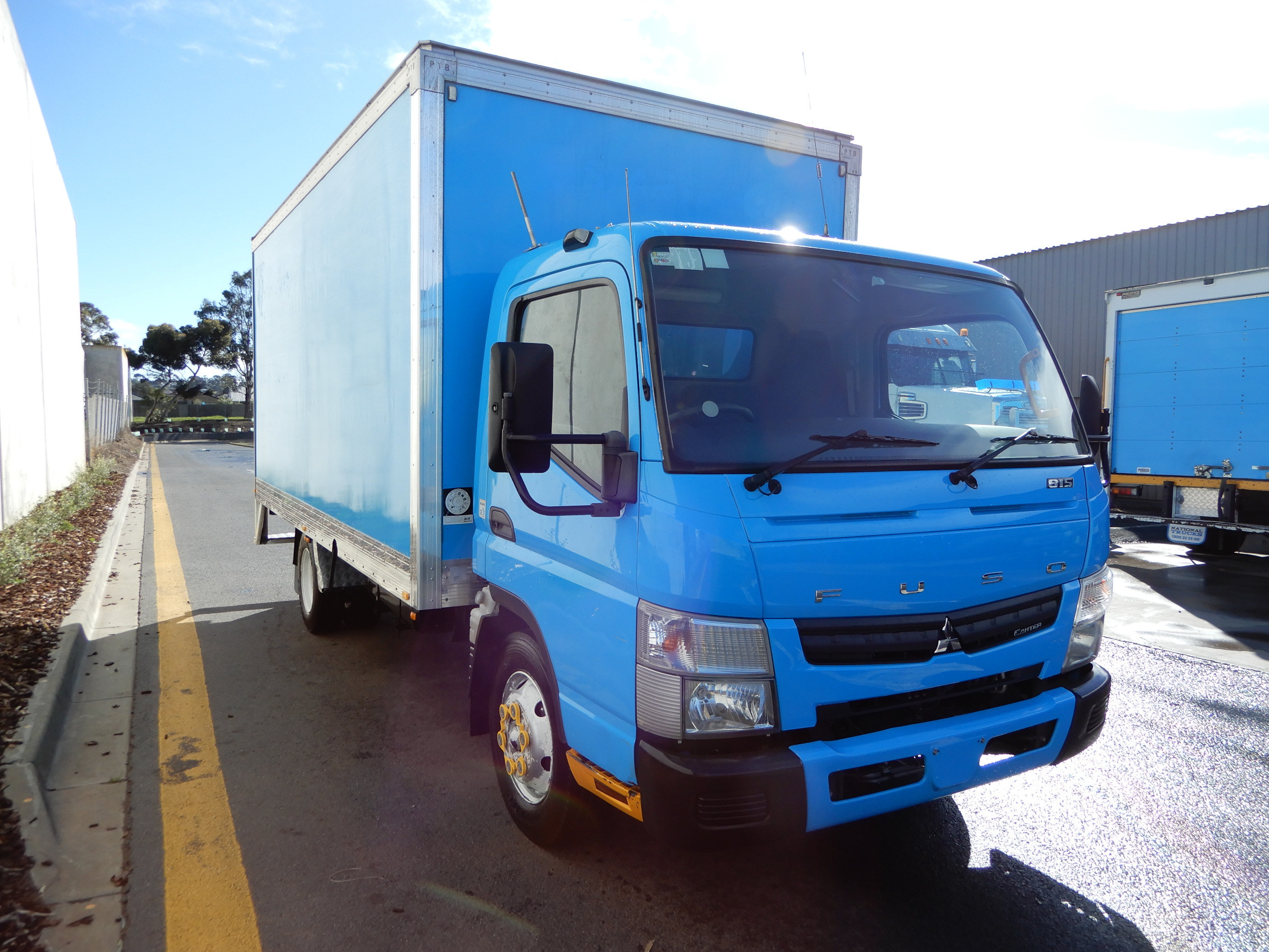 2012 FUSO CANTER 815 TRUCK MANUAL PANTECH