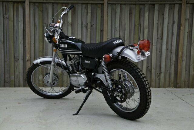 YAMAHA 5-SPEED ROAD TRAIL