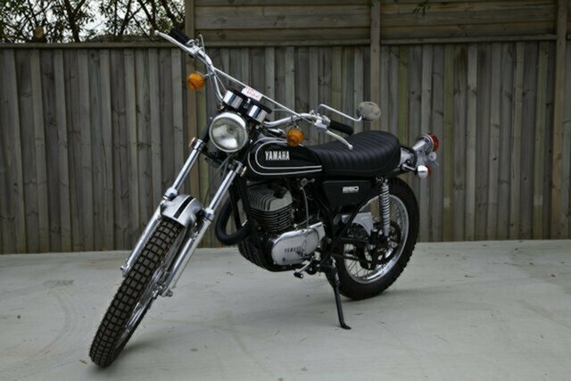 YAMAHA 5-SPEED ROAD TRAIL