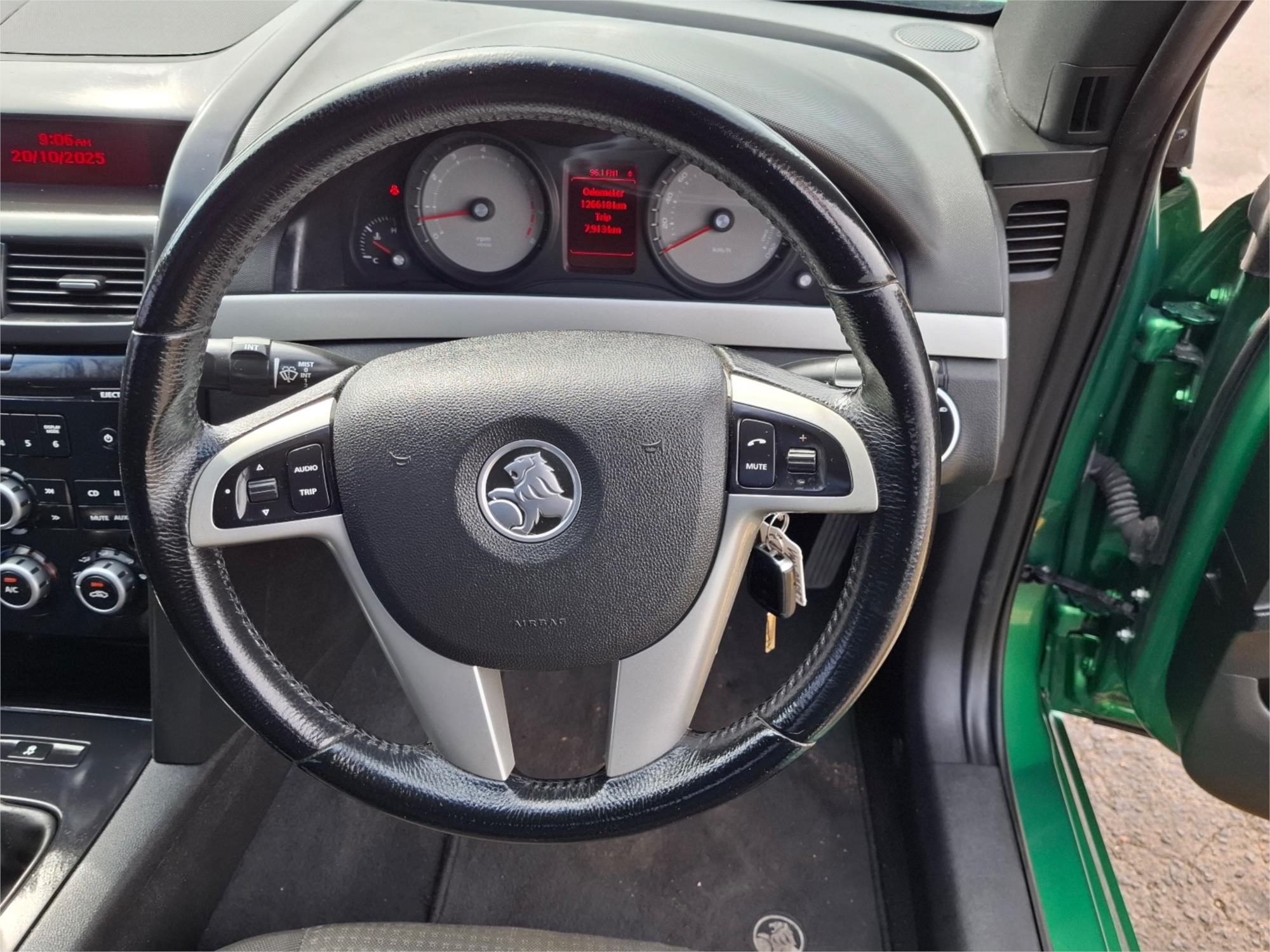 2009 HOLDEN UTE VE MY10 SV6 MAN 6SP 650KG EXTENDED CAB 2D UTILITY