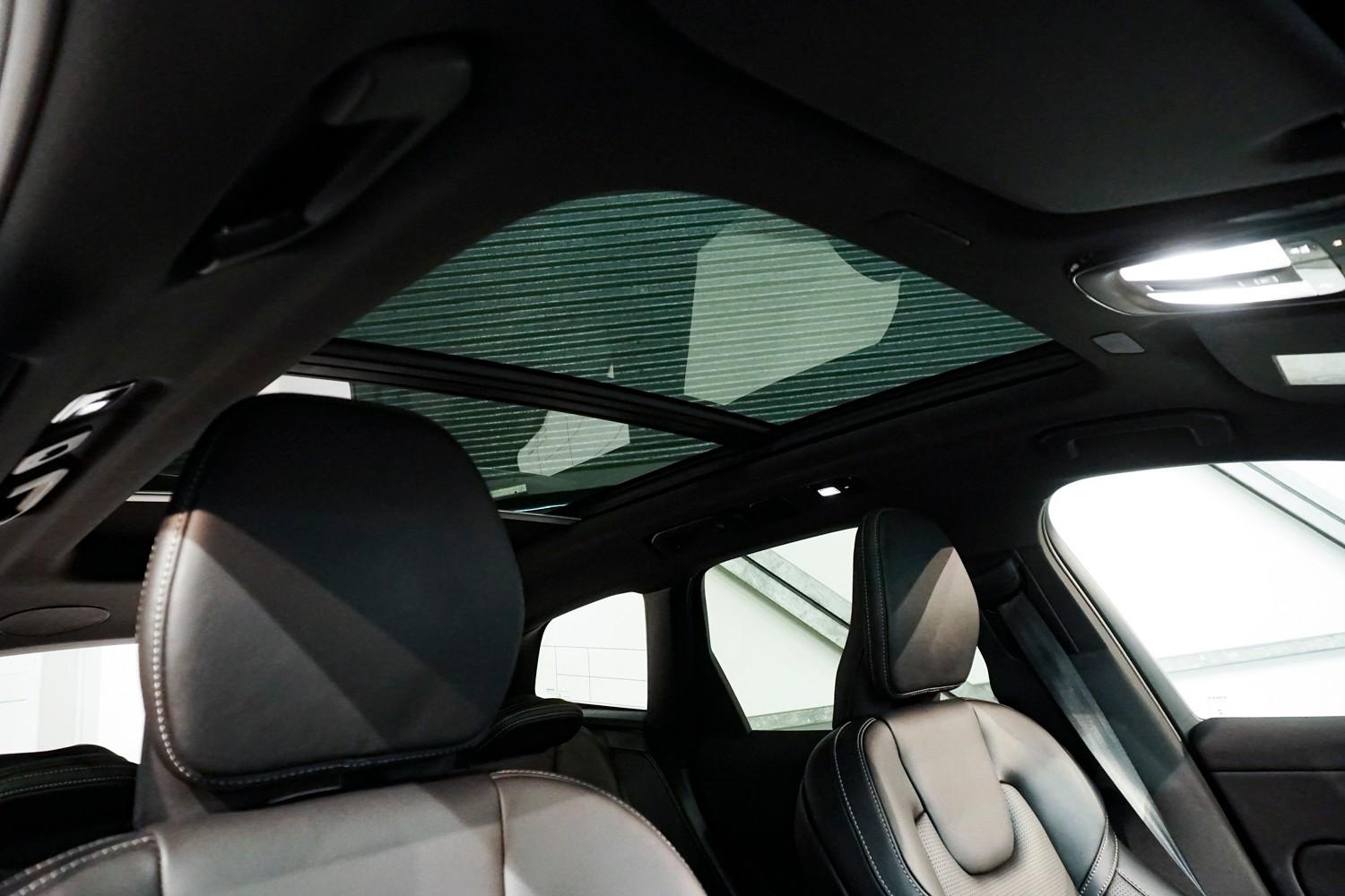 2022 VOLVO XC60 B6 R-DESIGN AUTO AWD MY22 WAGON