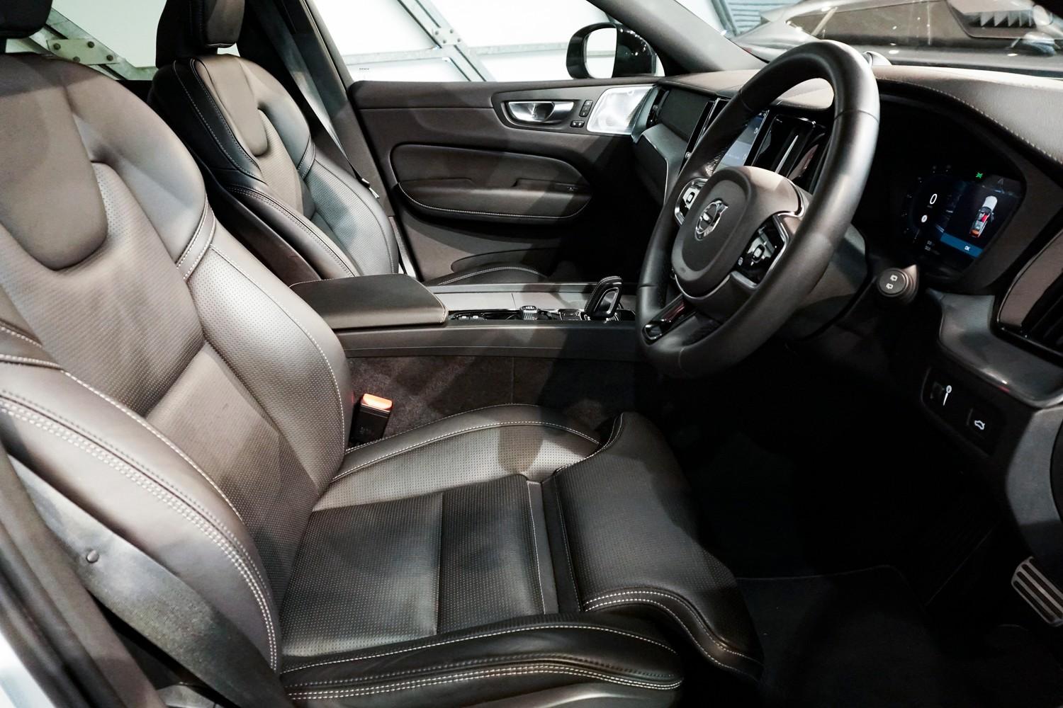 2022 VOLVO XC60 B6 R-DESIGN AUTO AWD MY22 WAGON