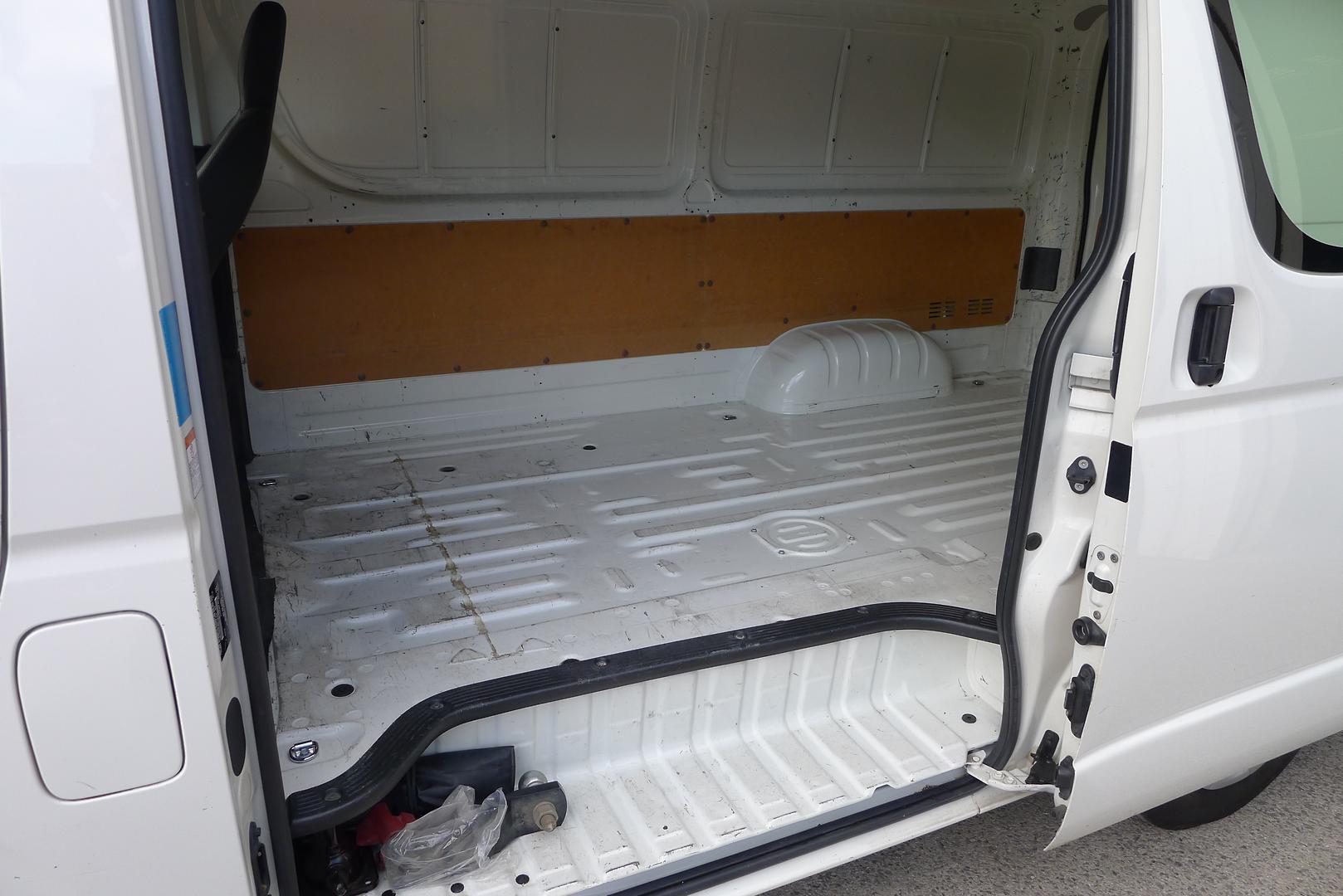 2016 TOYOTA HIACE LWB AUTO VAN