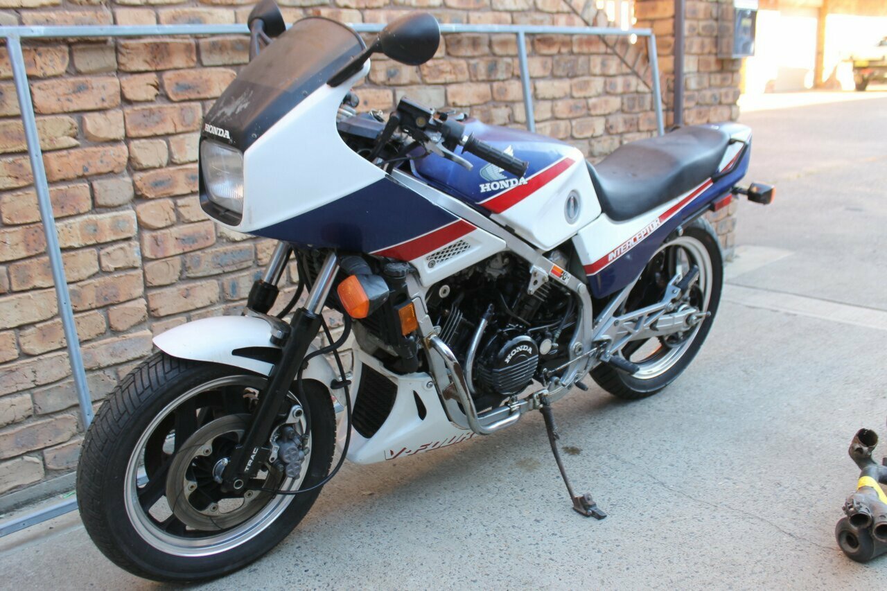1984 HONDA VF700 ROAD BIKE JBFD5169130 JUST BIKES