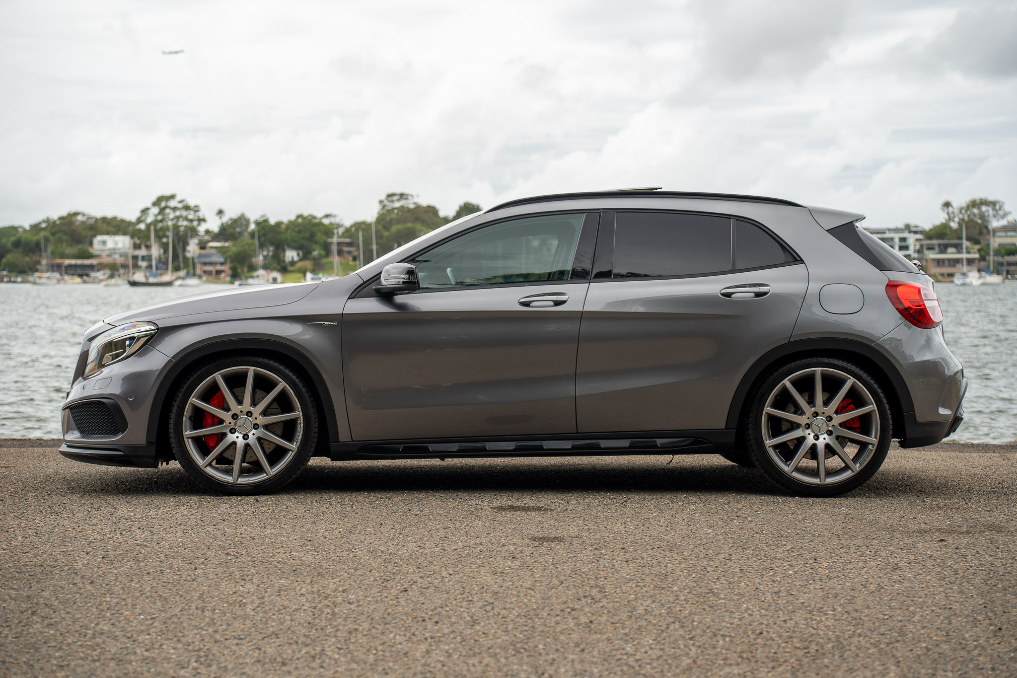 9/2015 MERCEDES BENZ GLA 45 AMG 4MATIC (AWD) X156 MY15 4D WAGON MOUNTAIN GREY METALLIC TURBO 2.0L