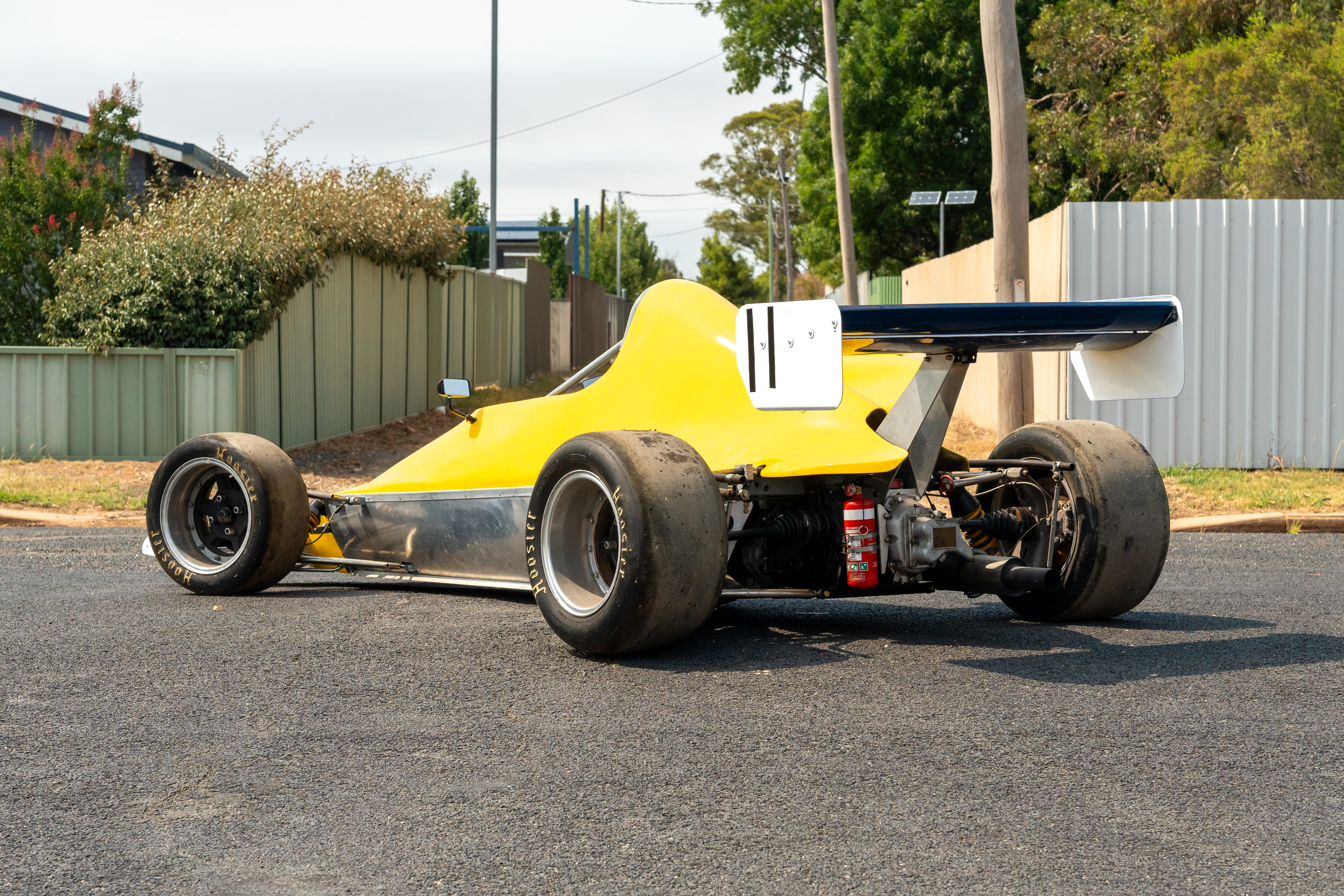 1984 WREN FORMULA 2 MANUAL RACE CAR