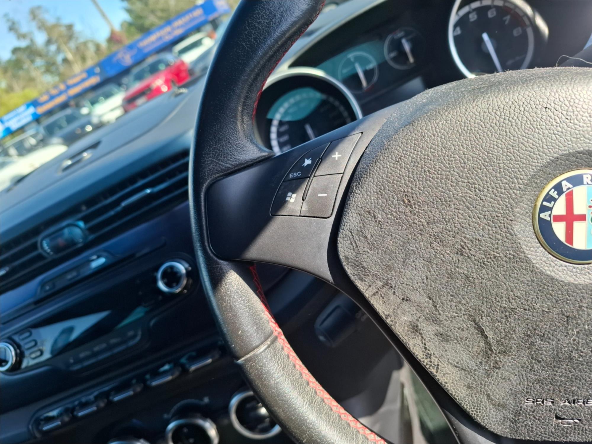 2011 ALFA ROMEO GIULIETTA SERIES 0 QV MANUAL HATCHBACK