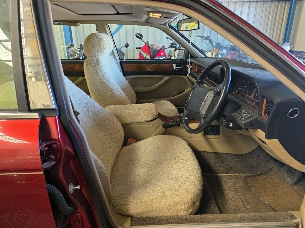 1993 JAGUAR XJ6 3.2 4 SP AUTOMATIC 4D SEDAN