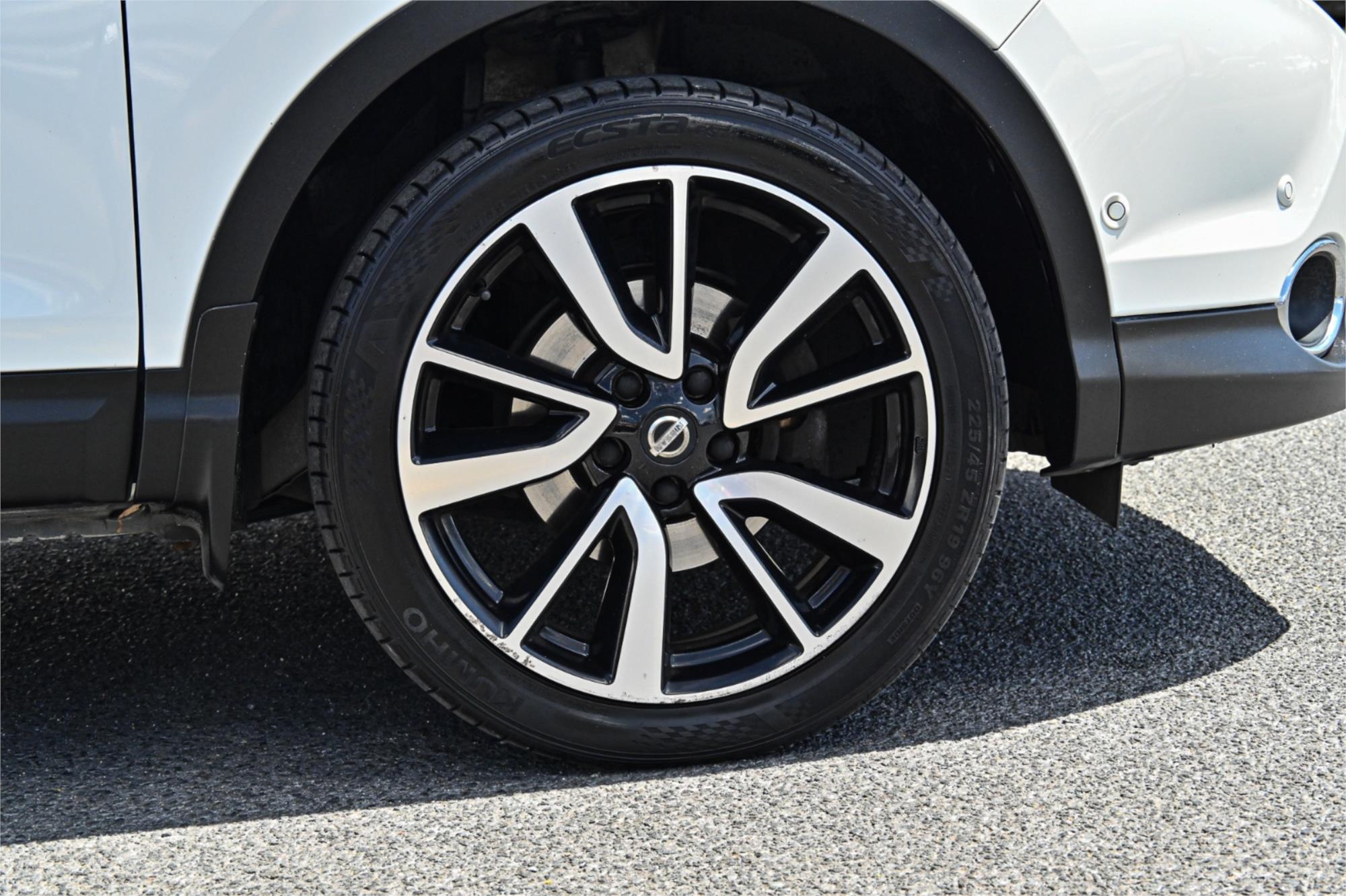 2016 NISSAN QASHQAI J11 TI CONSTANTLY VARIABLE TRANSMISSION WAGON