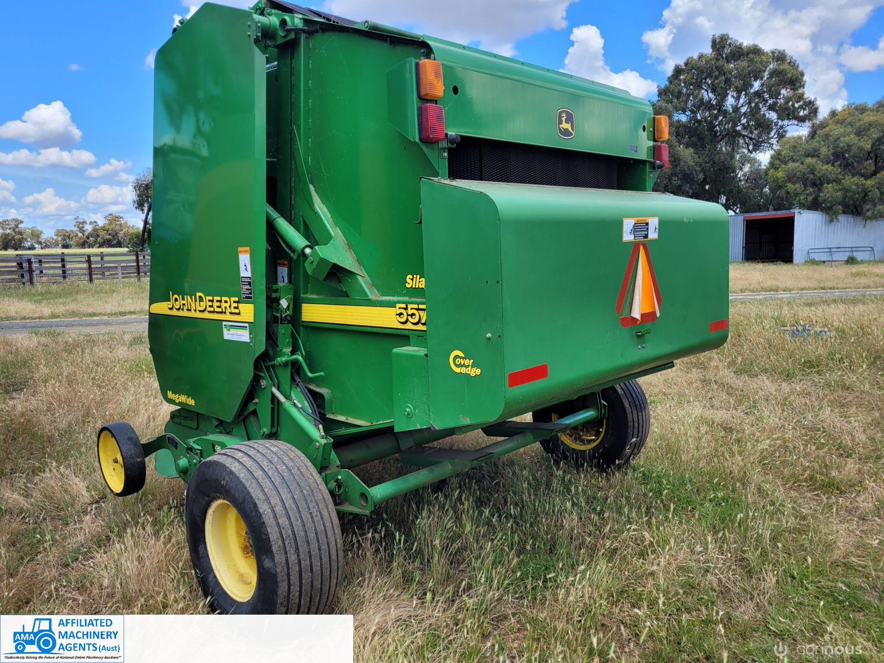 JOHN DEERE TRACTOR