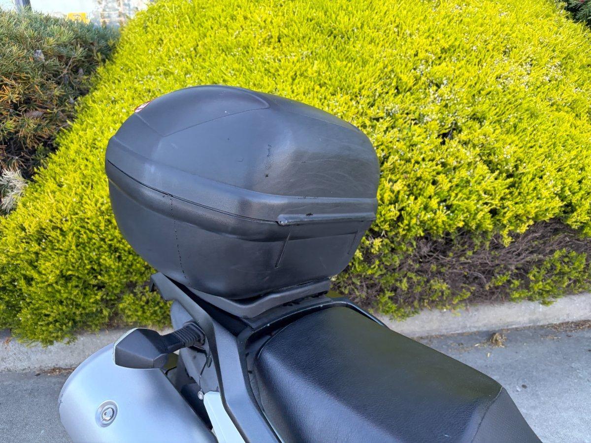 2010 SUZUKI V-STROM 650 (DL650) DUAL SPORTS