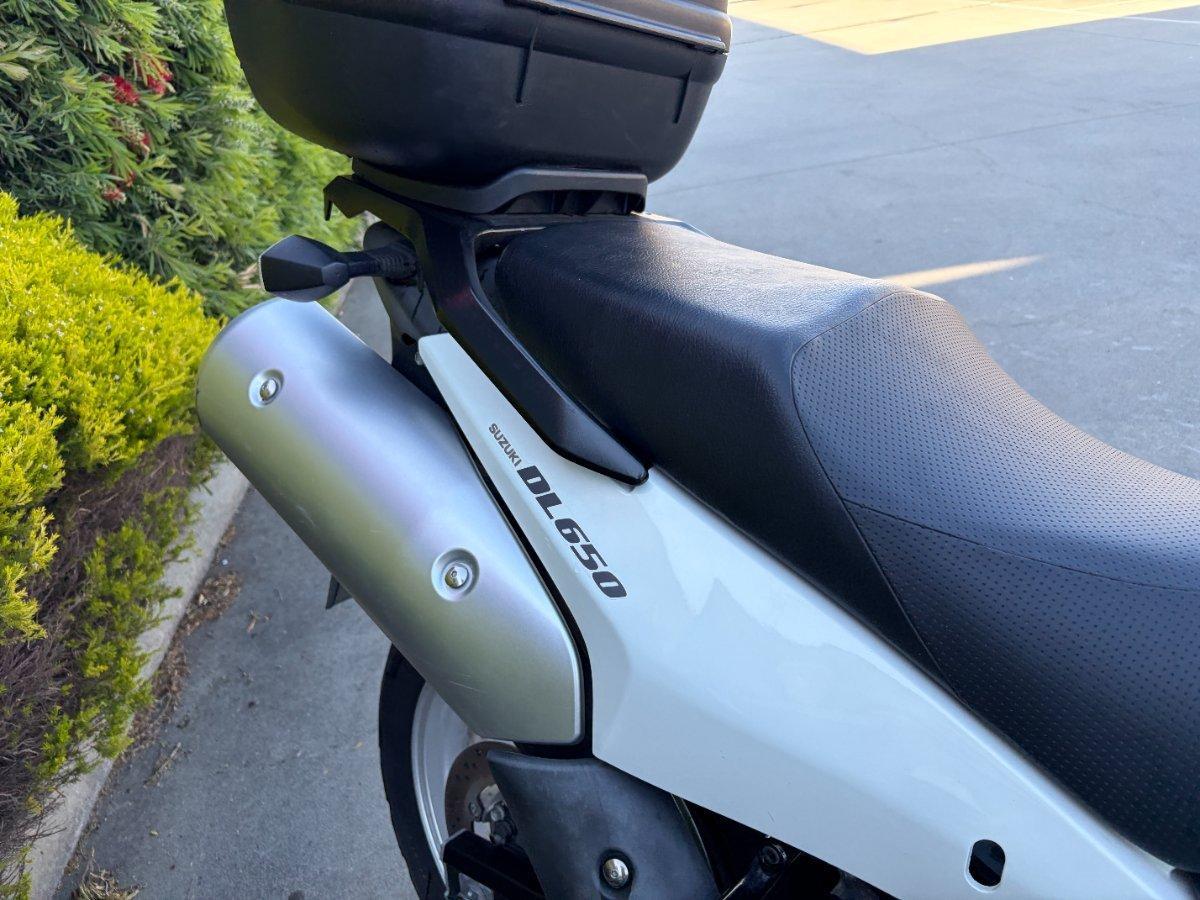 2010 SUZUKI V-STROM 650 (DL650) DUAL SPORTS