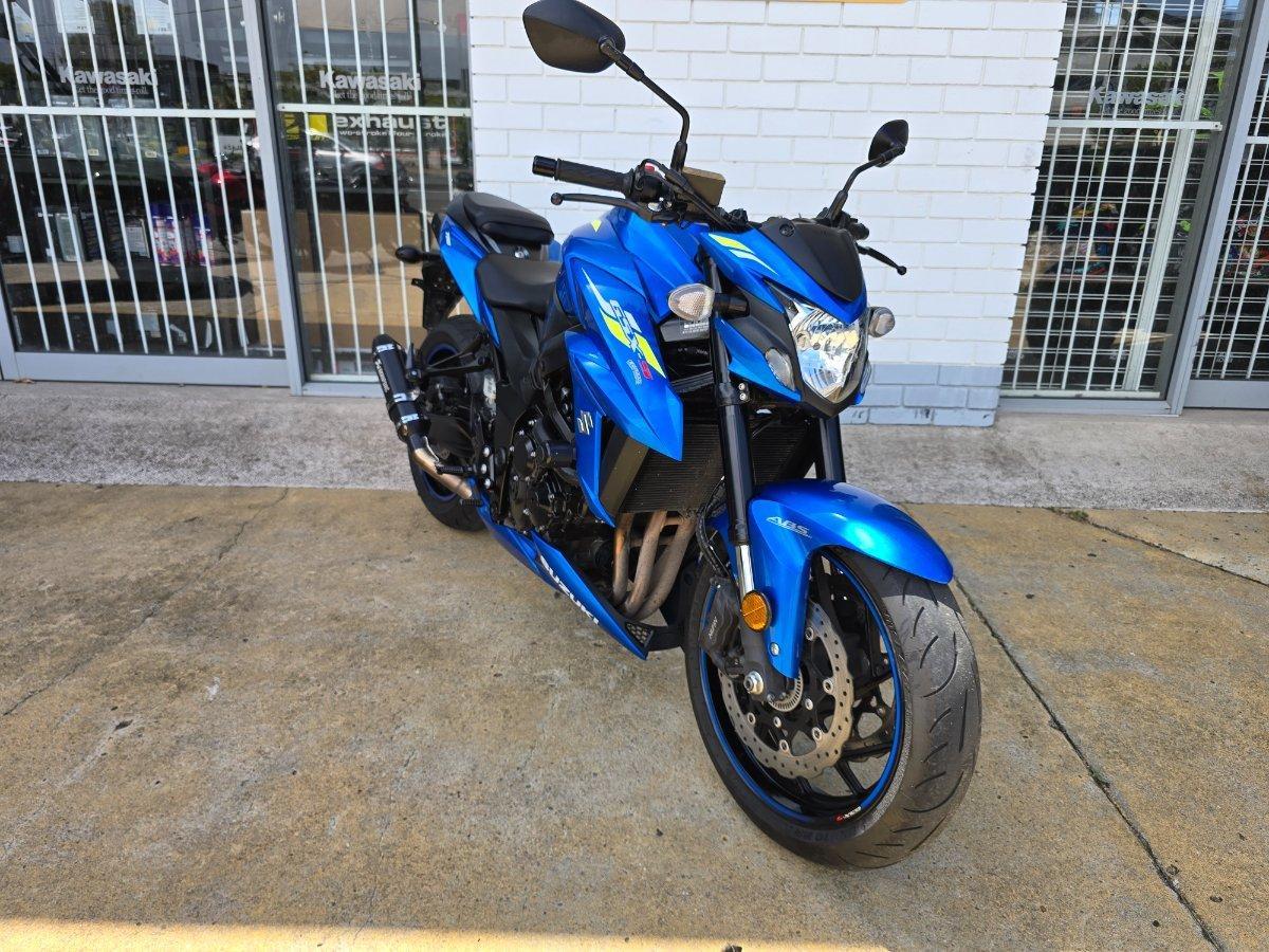 2019 SUZUKI GSX-S750 ROAD
