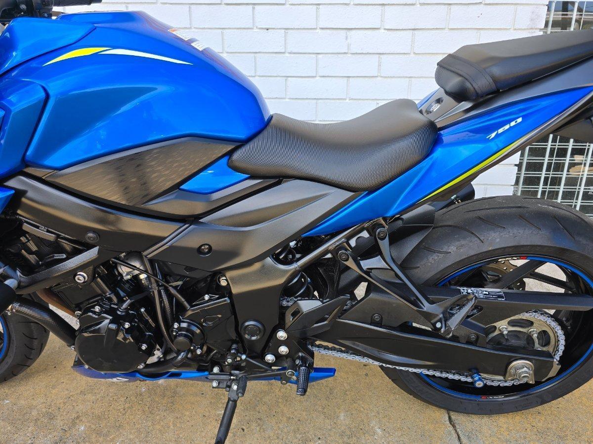 2019 SUZUKI GSX-S750 ROAD