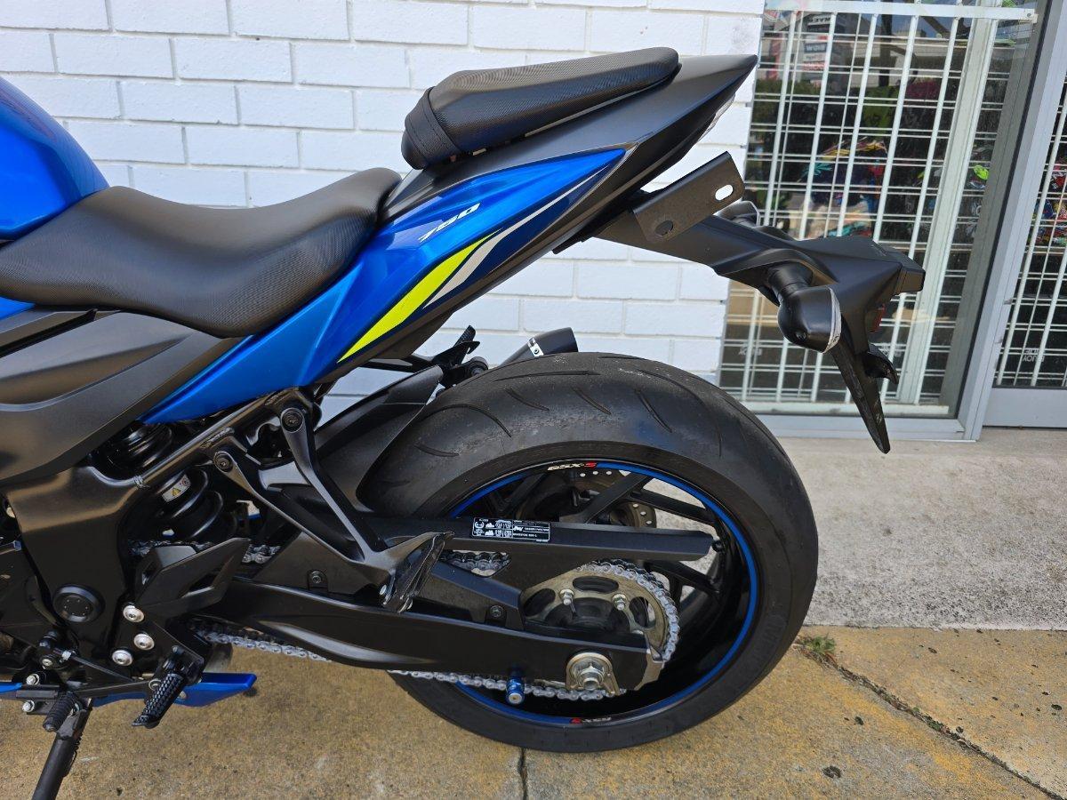2019 SUZUKI GSX-S750 ROAD