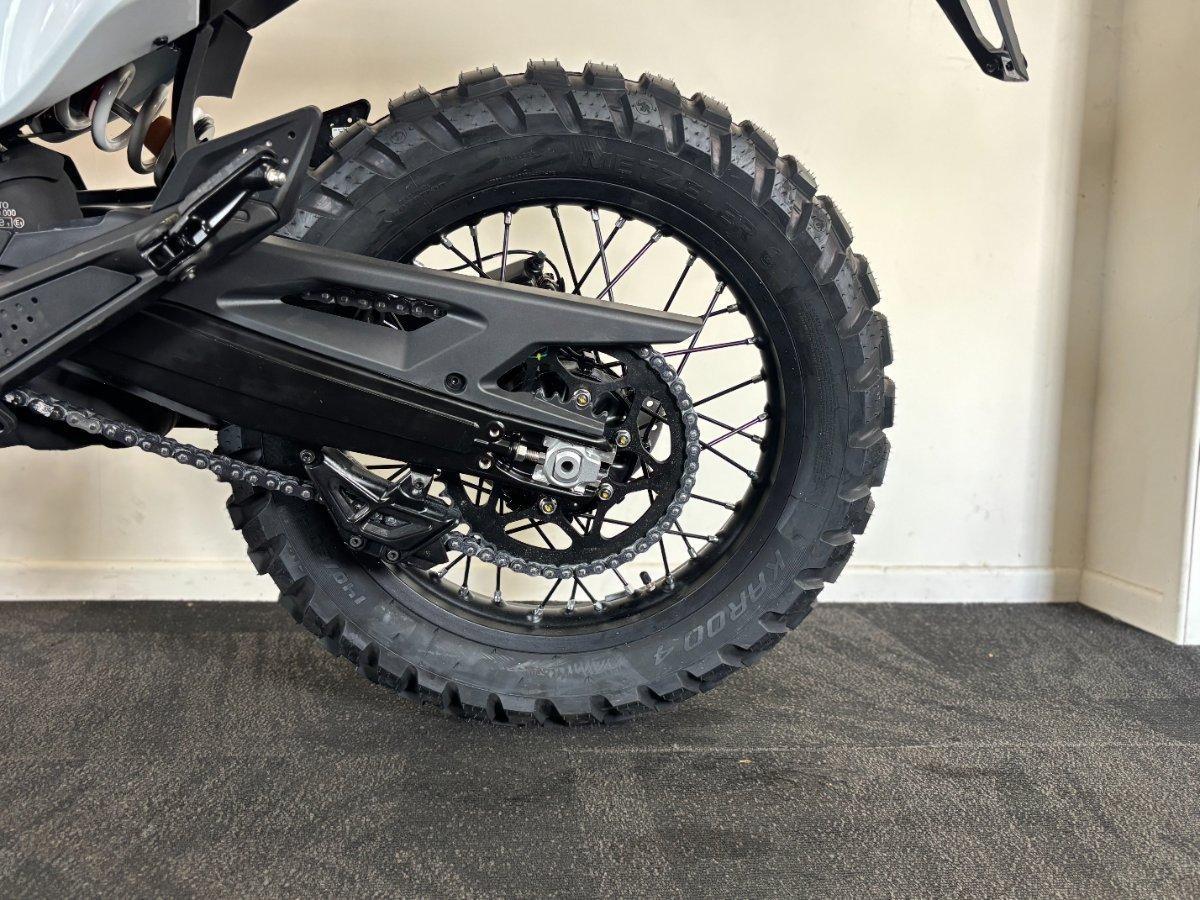 2025 KTM 390 ENDURO R DUAL SPORTS