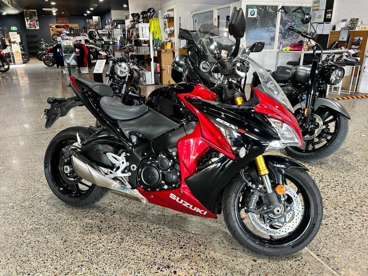 2016 SUZUKI GSX-S1000F ROAD