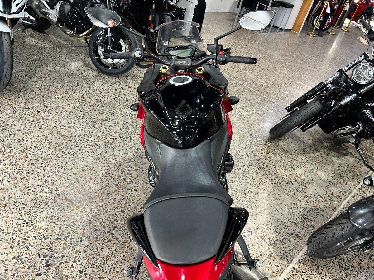 2016 SUZUKI GSX-S1000F ROAD
