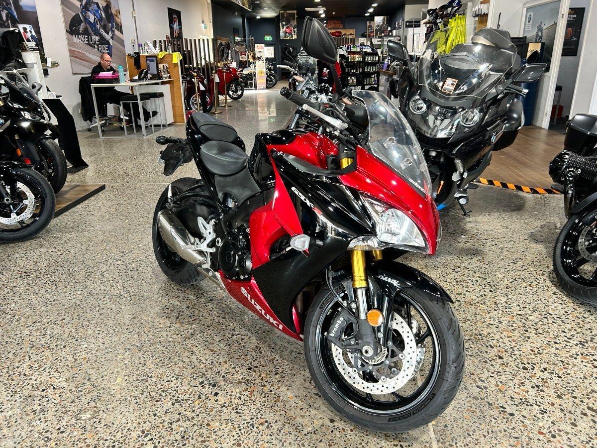 2016 SUZUKI GSX-S1000F ROAD