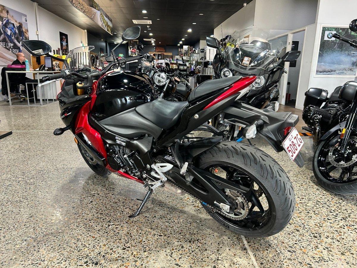 2016 SUZUKI GSX-S1000F ROAD