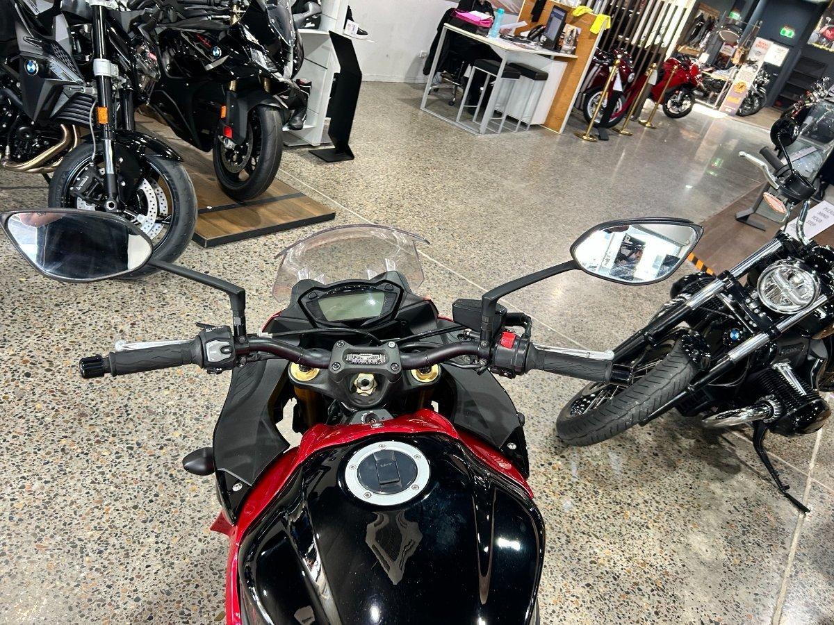 2016 SUZUKI GSX-S1000F ROAD