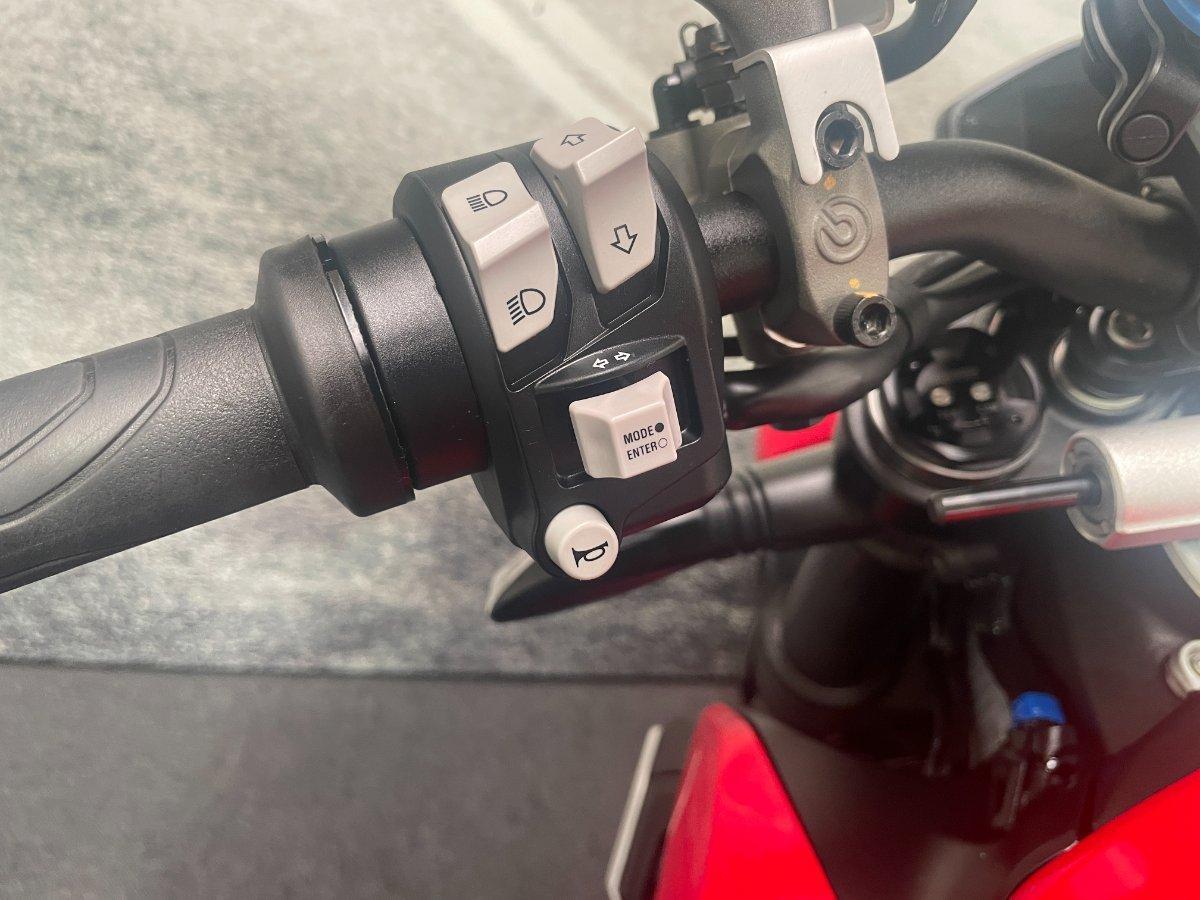 2022 DUCATI STREETFIGHTER V2 DUAL SPORTS