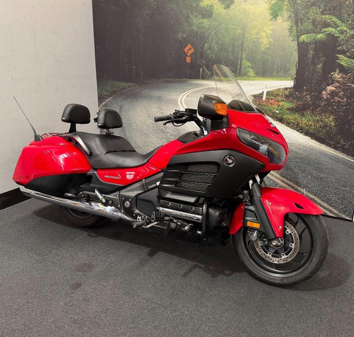 ヨーロピアン Inferring neural activity before plasticity as a foundation