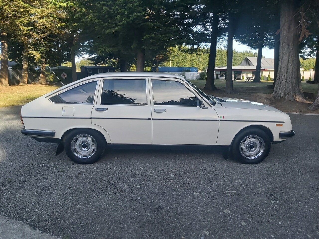1977 LANCIA BETA 2000 5 SP MANUAL 2D COUPE