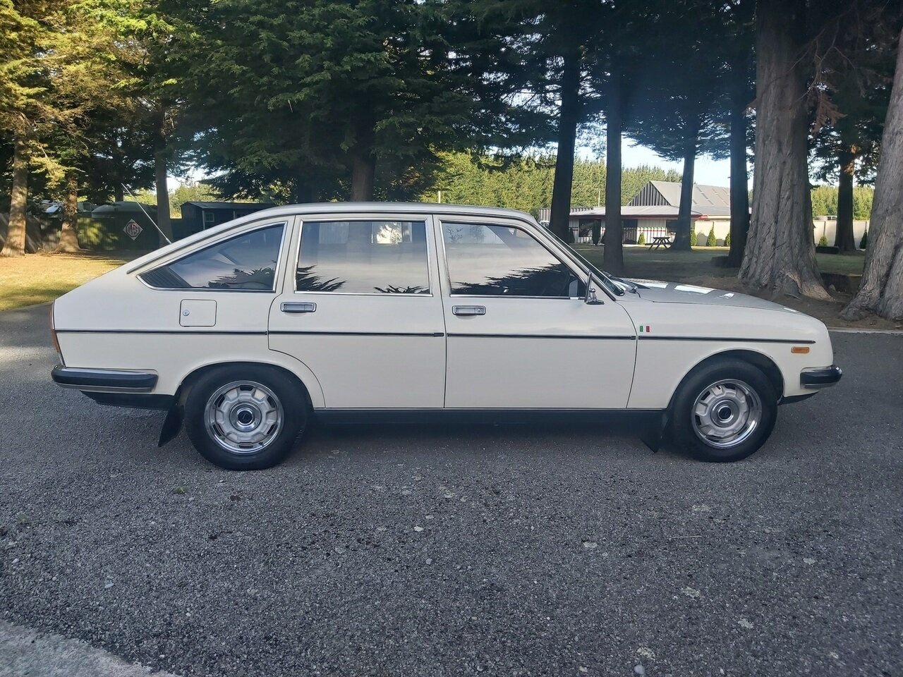 1977 LANCIA BETA 2000 5 SP MANUAL 2D COUPE