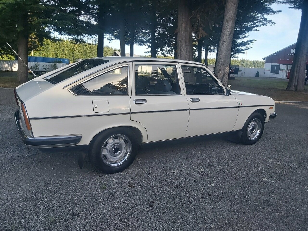 1977 LANCIA BETA 2000 5 SP MANUAL 2D COUPE