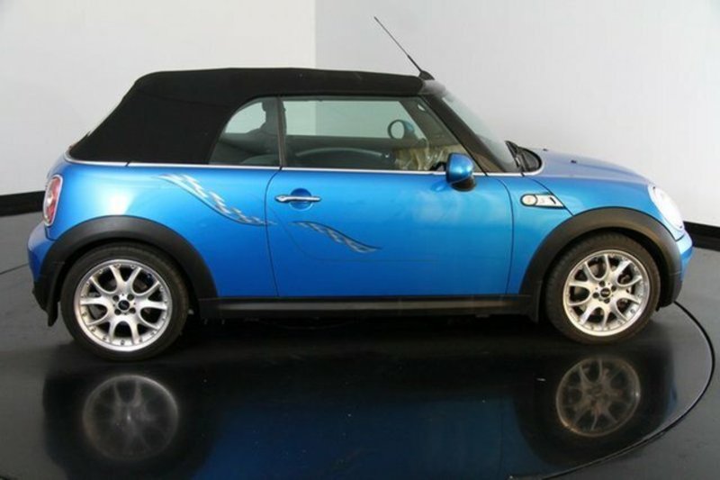 2010 MINI Cabrio Cooper S Chilli Steptronic R57 MY10