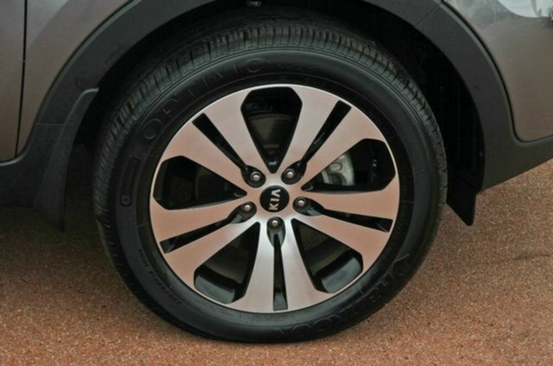 2013 KIA SPORTAGE Platinum SL MY13