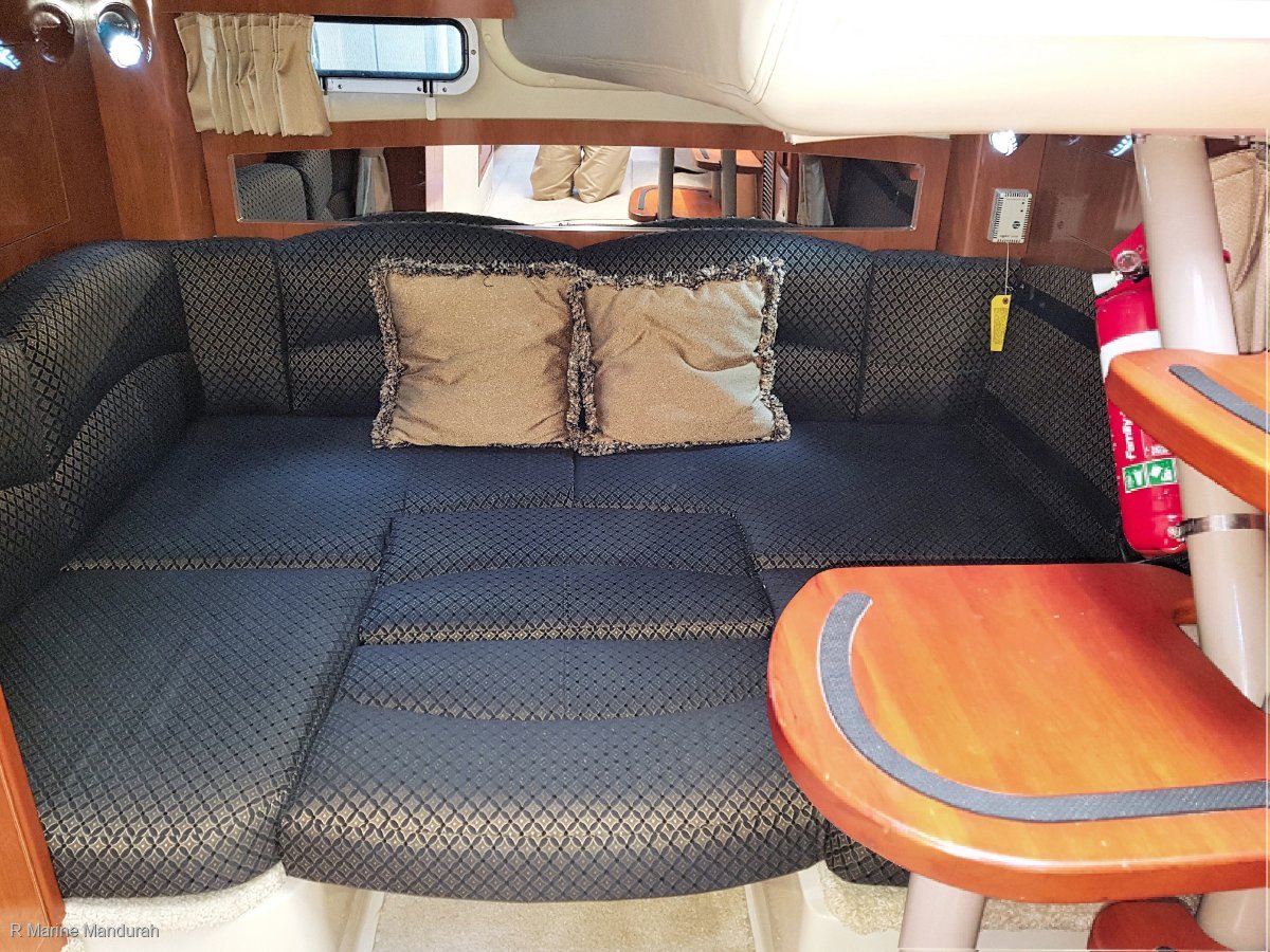2006 FOUR WINNS VISTA 348 CRUISER