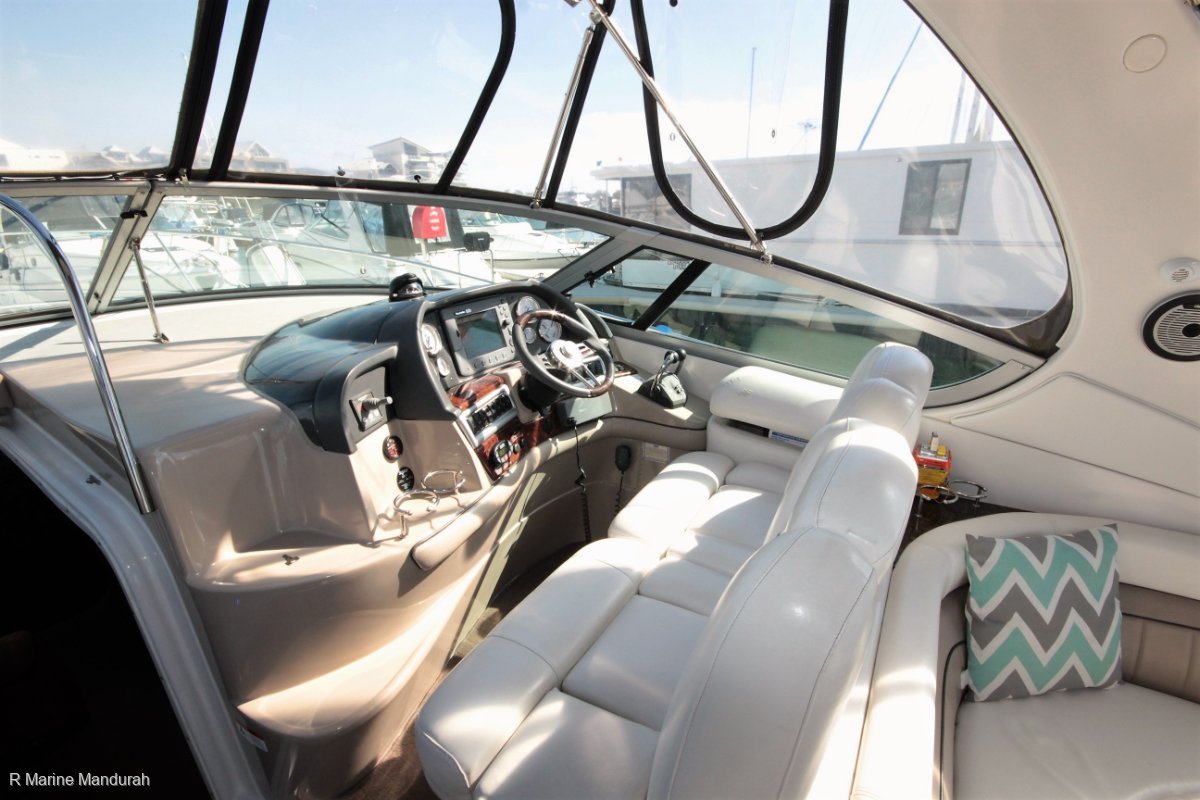 2006 FOUR WINNS VISTA 348 CRUISER
