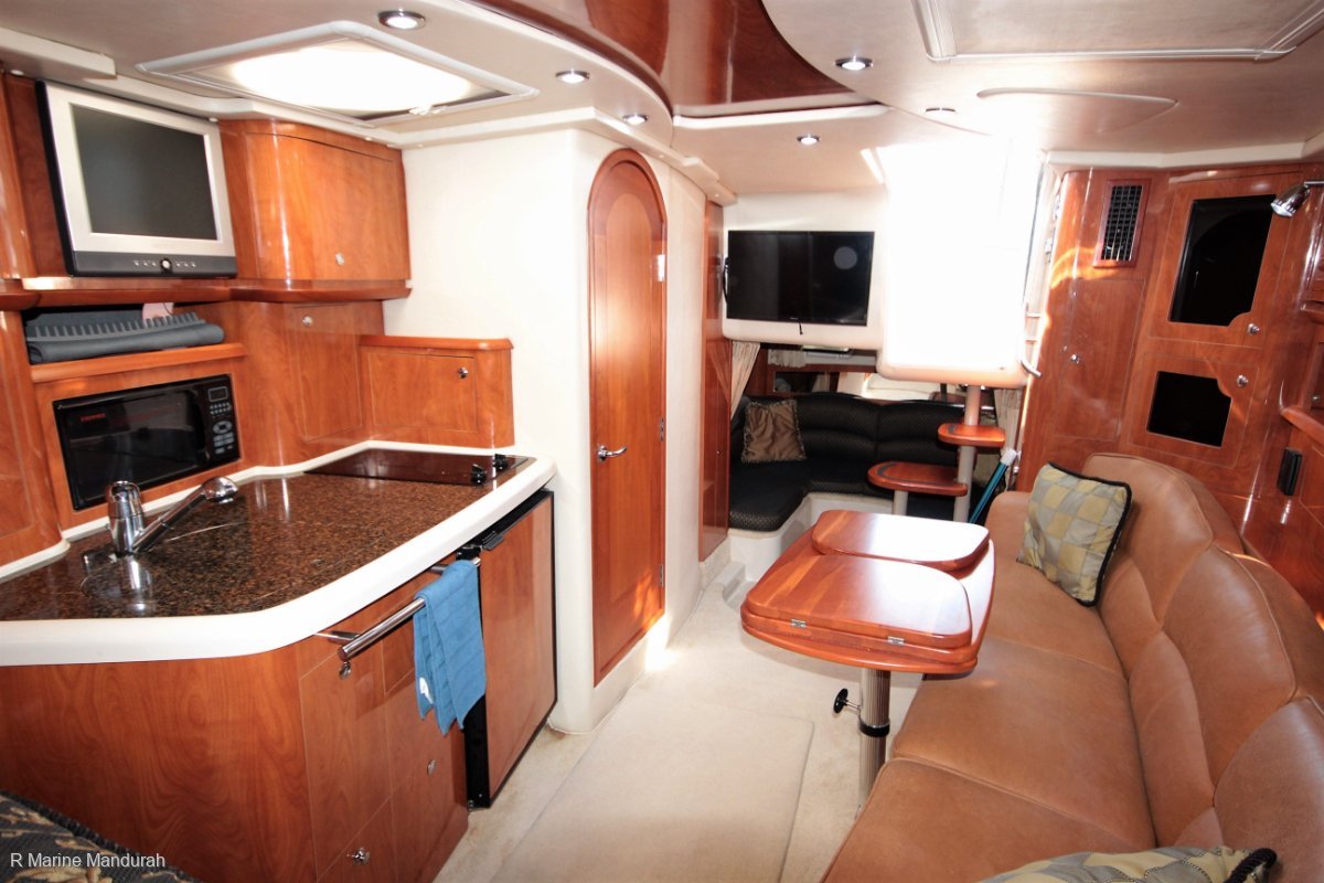 2006 FOUR WINNS 348 VISTA CRUISER