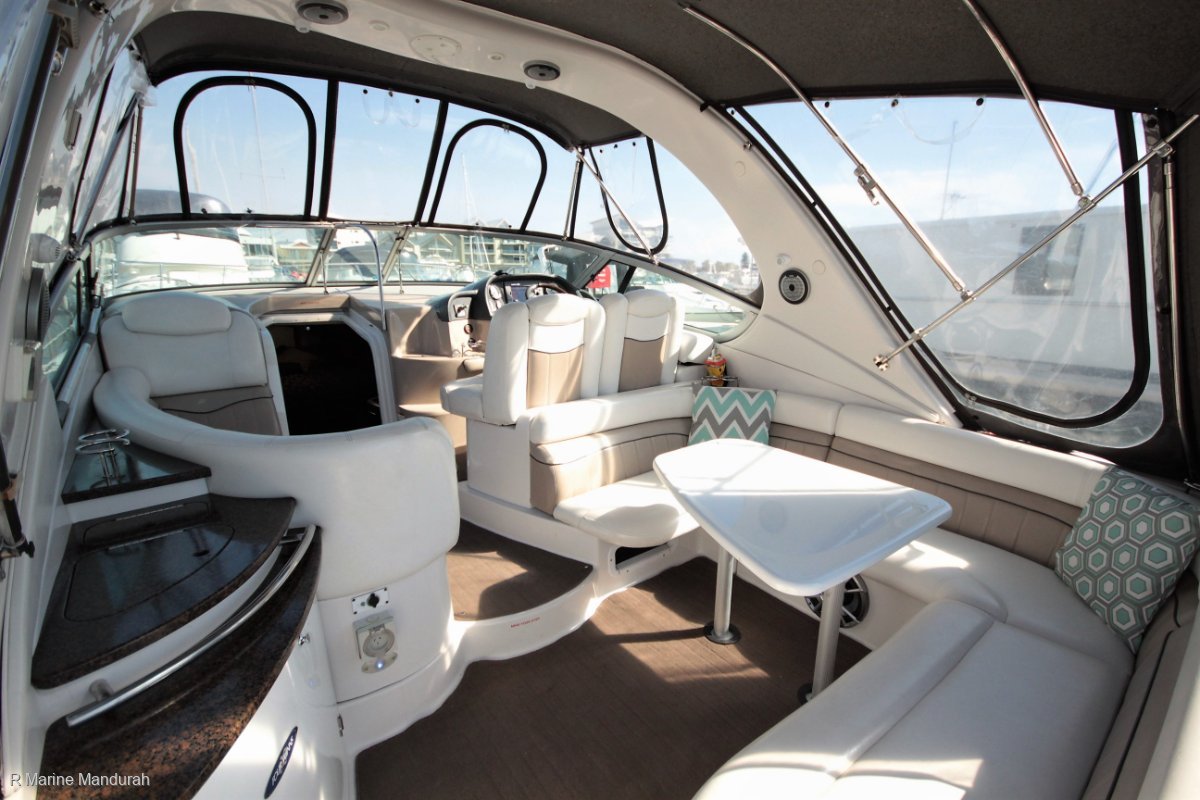 2006 FOUR WINNS 348 VISTA CRUISER