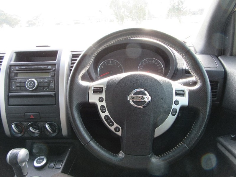 2011 NISSAN X-TRAIL ST T31