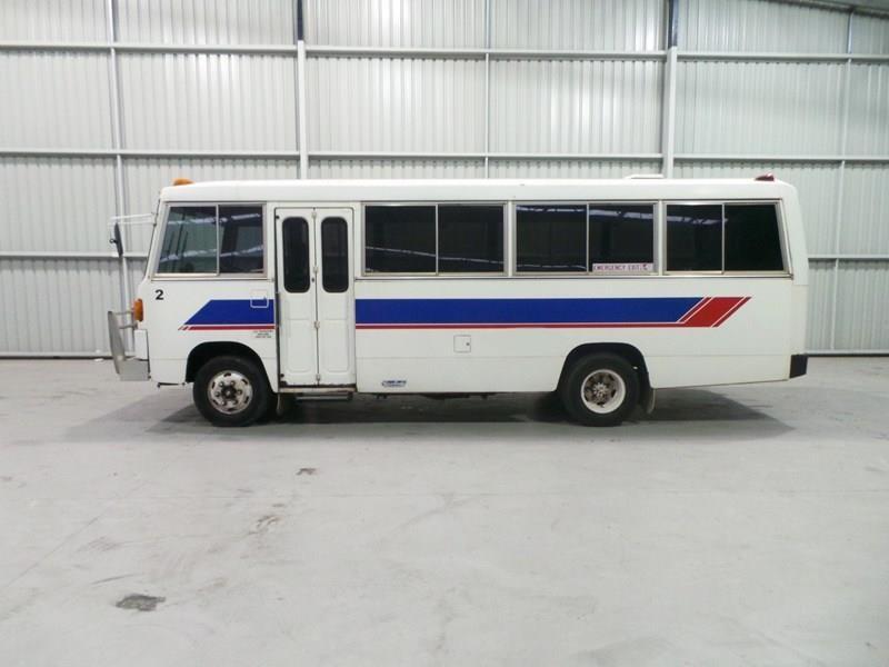 1984 HINO AC 140K BUS