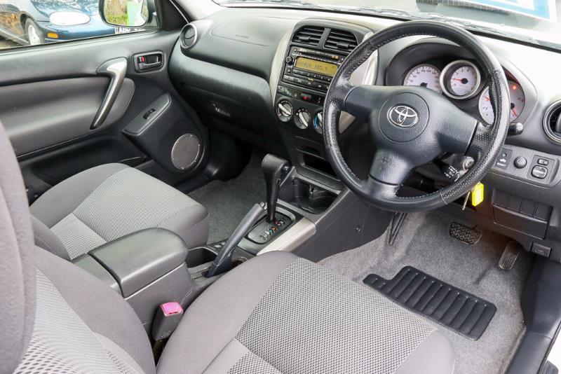 2005 TOYOTA RAV4 Cruiser ACA22R