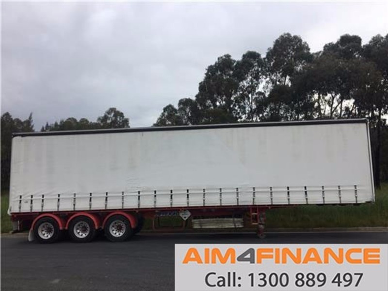 2007 FREIGHTER CURTAINSIDER TRAILER