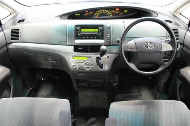2010 TOYOTA TARAGO GLi ACR50R MY09