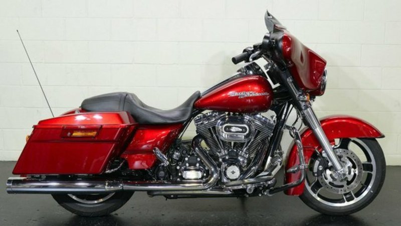 2012 HARLEY-DAVIDSON 1700CC FLHX STREET GLIDE MY12