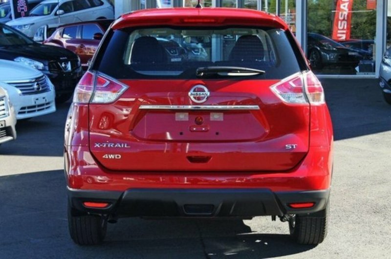 2015 NISSAN X-TRAIL ST (FWD) T32