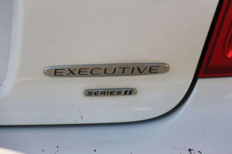 2002 HOLDEN COMMODORE EXECUTIVE VXII