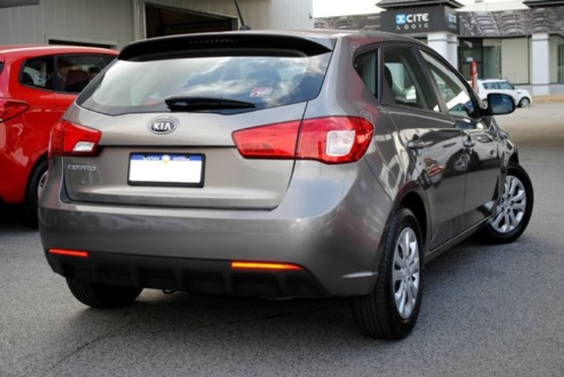 2012 KIA CERATO Si TD MY12