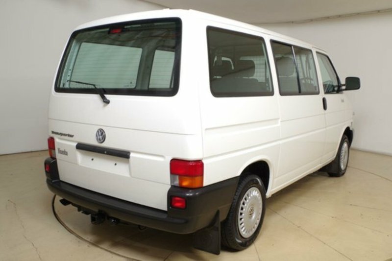 2003 VOLKSWAGEN TRANSPORTER (SWB) T4