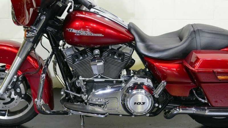 2012 HARLEY-DAVIDSON 1700CC FLHX STREET GLIDE MY12