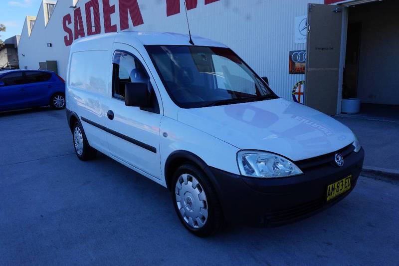 2006 HOLDEN COMBO XC MY06 JCFD3932731 JUST CARS