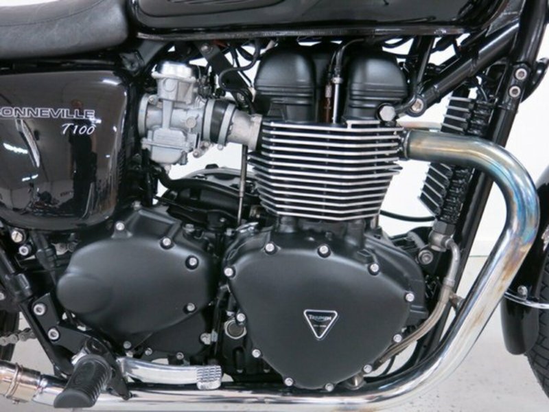 2013 TRIUMPH Bonneville T100